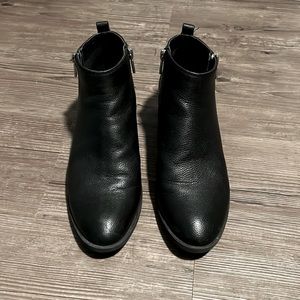 Black Kenneth Cole boots